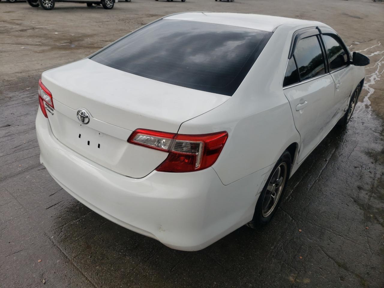 Photo 4 from auction – 2012 TOYOTA CAMRY BASE with VIN 4T1BF1FK5CU502310