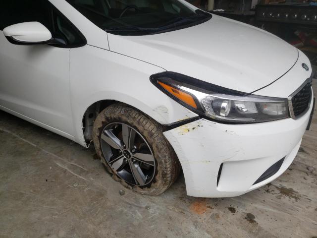 Photo 9 from auction – 2018 KIA FORTE LX with VIN 3KPFL4A77JE170210