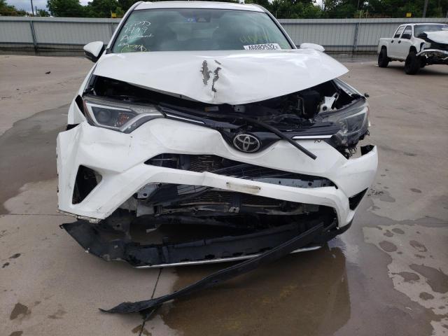 Photo 9 from auction – 2018 TOYOTA RAV4 ADVEN with VIN 2T3WFREV0JW409744