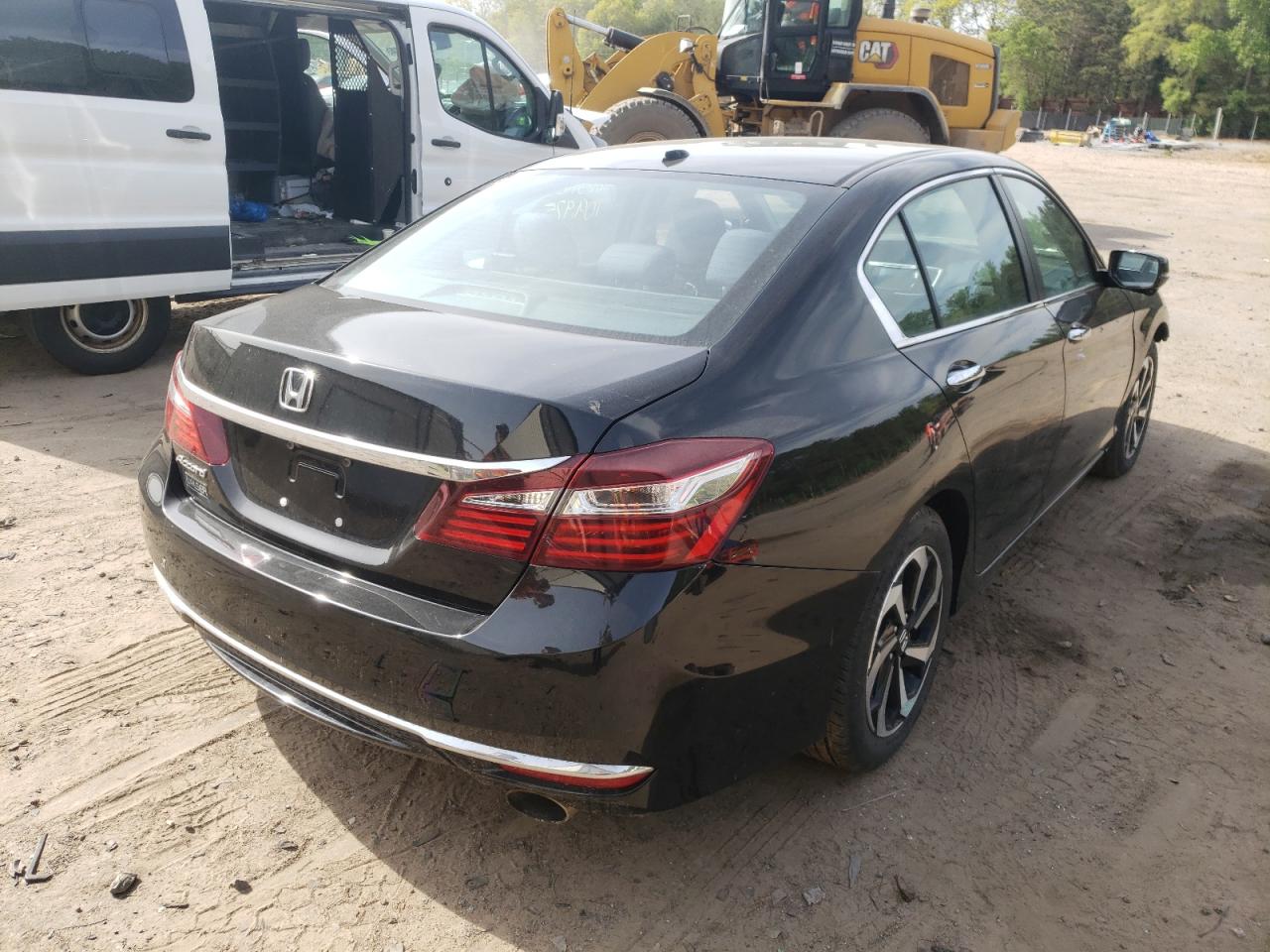 Photo 4 from auction – 2016 HONDA ACCORD EX with VIN 1HGCR2F72GA021831
