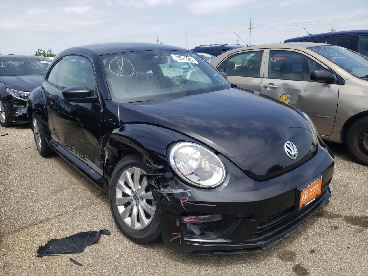 Photo 1 from auction – 2017 VOLKSWAGEN BEETLE 1.8 with VIN 3VWF17AT0HM601200