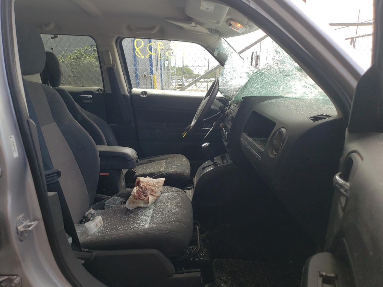 Photo 5 from auction – 2013 JEEP PATRIOT SP with VIN 1C4NJRBB3DD138975