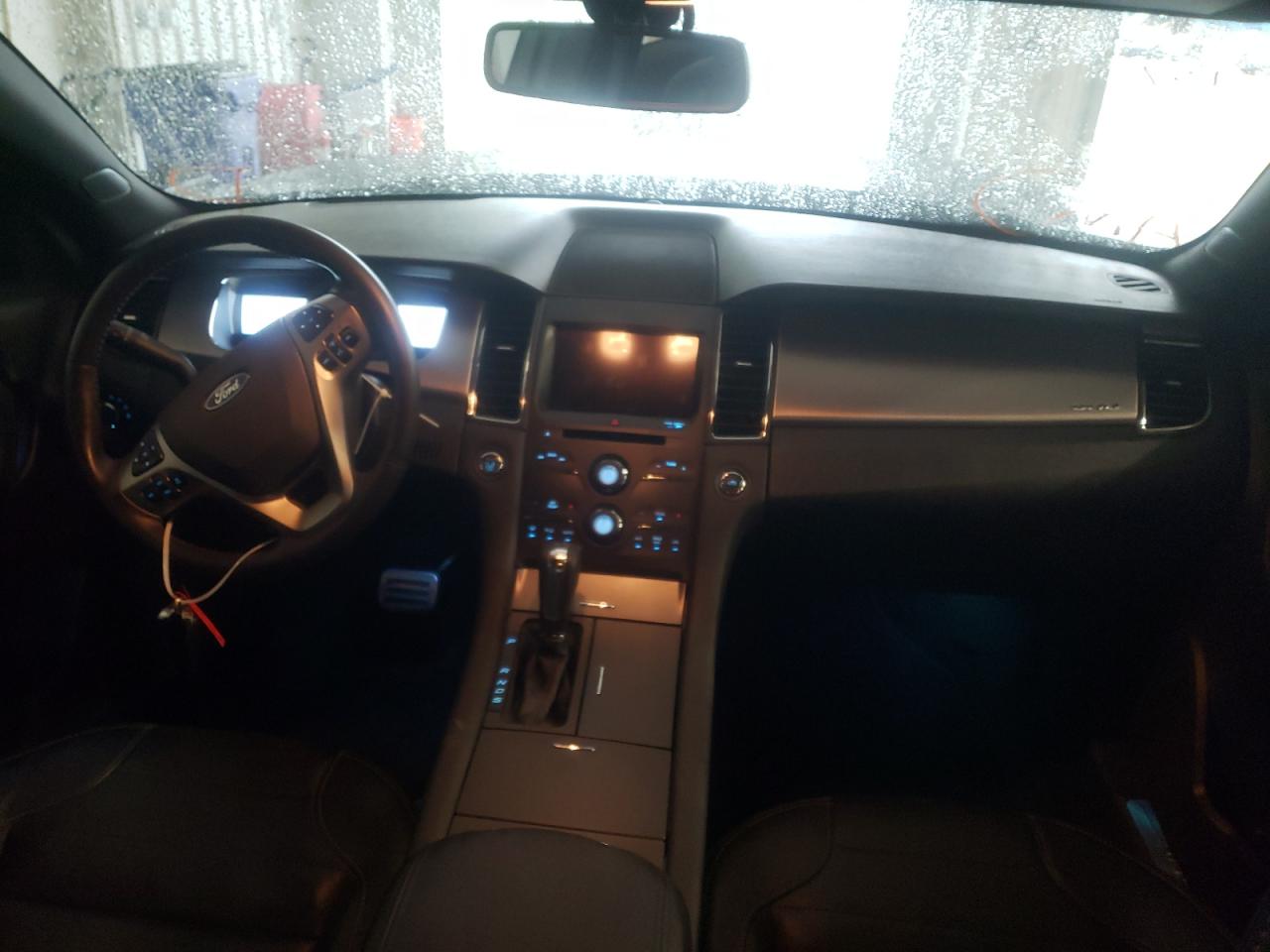 Photo 9 from auction – 2016 FORD TAURUS SHO with VIN 1FAHP2KT9GG157356