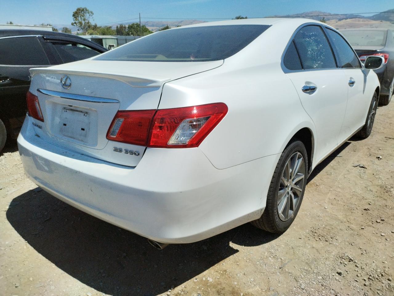 Photo 17 from auction – 2008 LEXUS ES 350 with VIN JTHBJ46G282266572