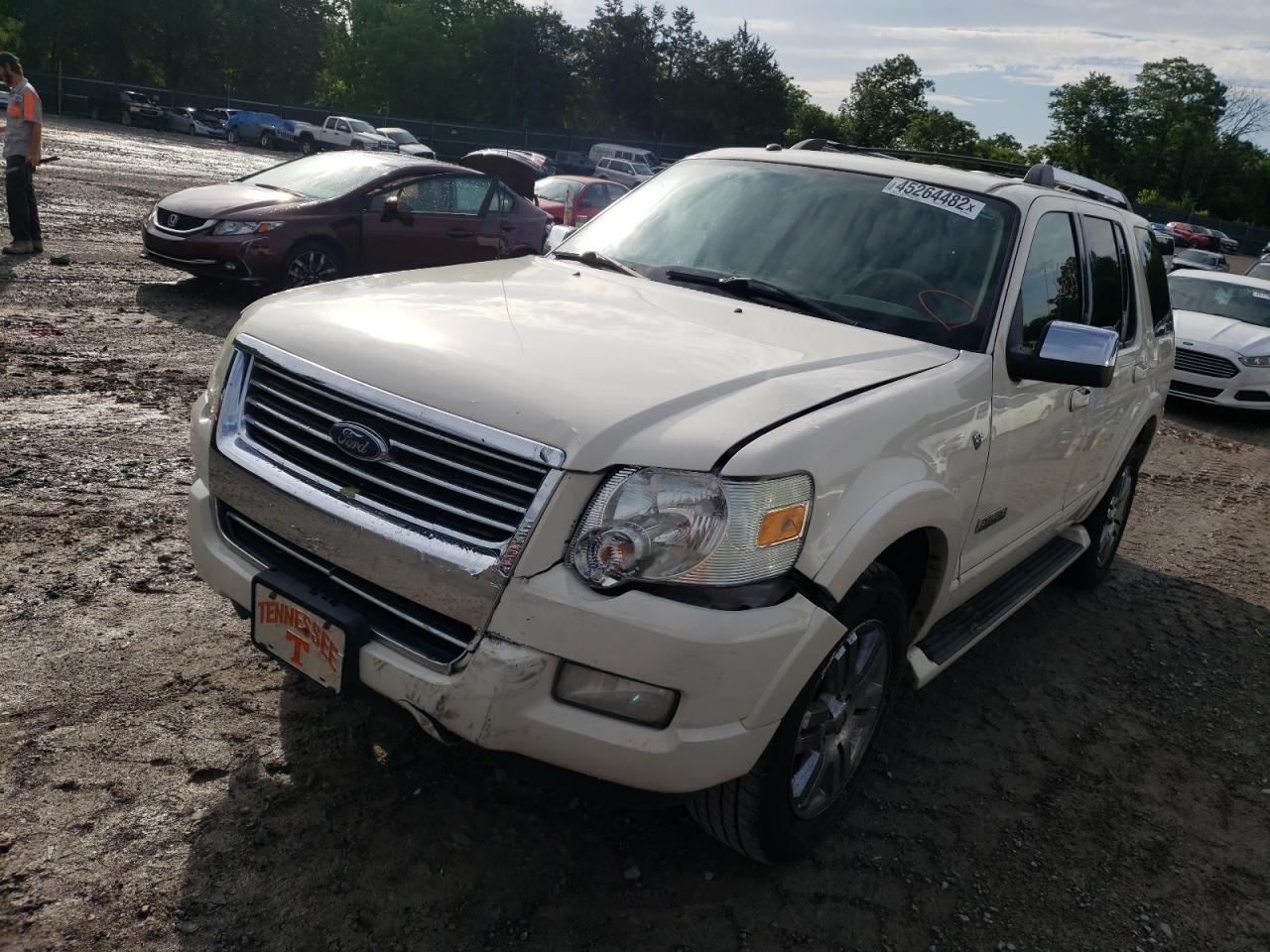 Photo 14 from auction – 2007 FORD EXPLORER L with VIN 1FMEU65817UA89409