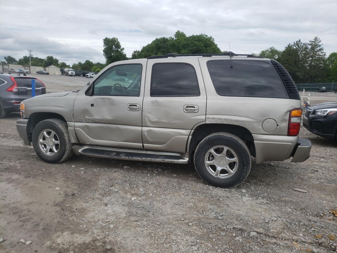 Photo 20 from auction – 2001 GMC DENALI with VIN 1GKEK63U01J187208