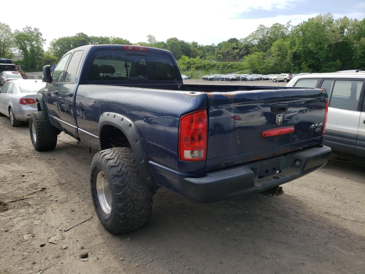 Photo 16 from auction – 2005 DODGE RAM 3500 S with VIN 3D7MS48C85G795261