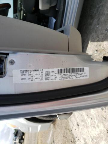 Photo 10 from auction – 2010 CHRYSLER TOWN & COU with VIN 2A4RR5D10AR285538