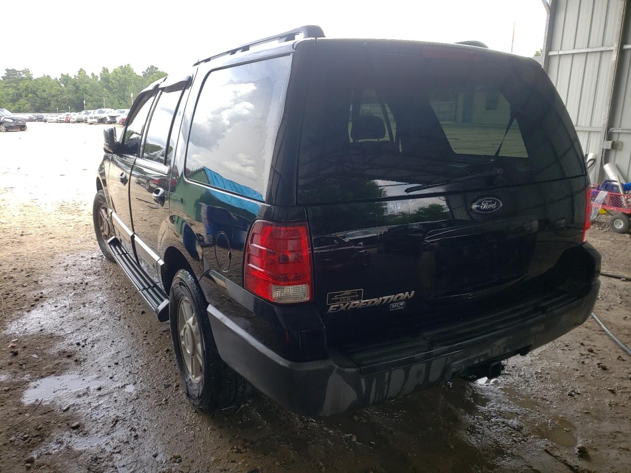 Photo 3 from auction – 2006 FORD EXPEDITION with VIN 1FMPU16596LA60275