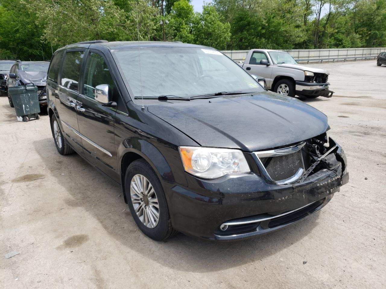 Photo 14 from auction – 2013 CHRYSLER TOWN & COU with VIN 2C4RC1CG8DR596919