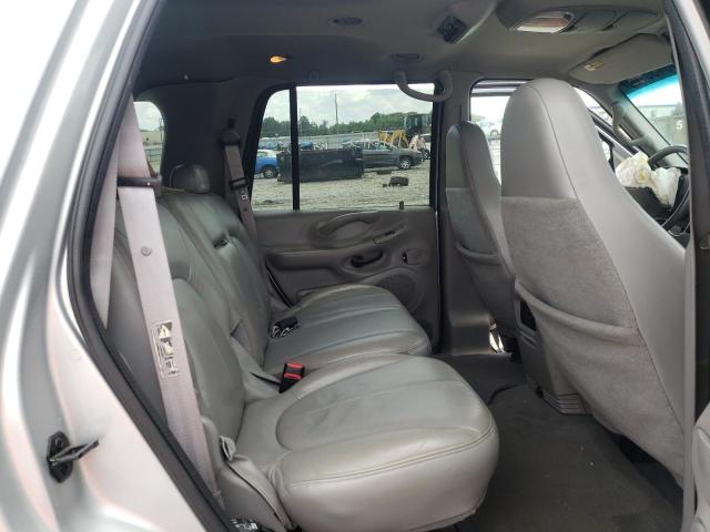 Zdjęcie 6 z aukcji – 2002 FORD EXPEDITION z VIN 1FMRU15W42LA20747