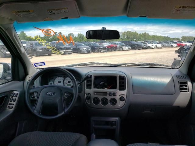 Photo 9 from auction – 2003 FORD ESCAPE XLT with VIN 1FMYU93113KB44838