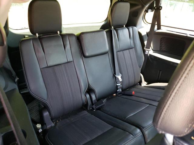 Photo 9 from auction – 2013 CHRYSLER TOWN & COU with VIN 2C4RC1HG6DR807950