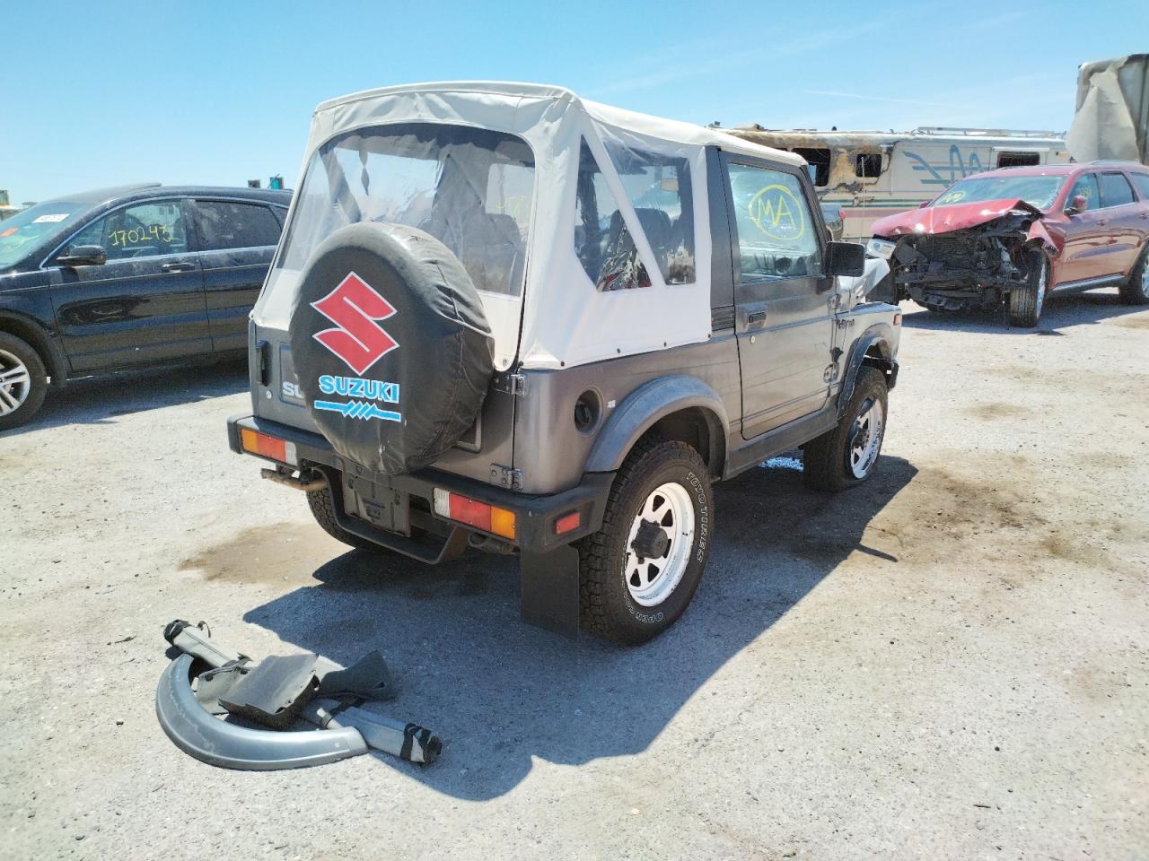Photo 4 from auction – 1987 SUZUKI SAMURAI with VIN JS4JC51C1H4148323