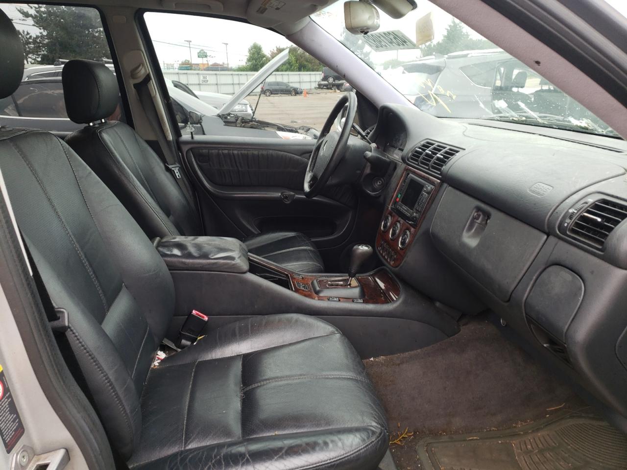 Photo 5 from auction – 2003 MERCEDES-BENZ ML 320 with VIN 4JGAB54E43A392914