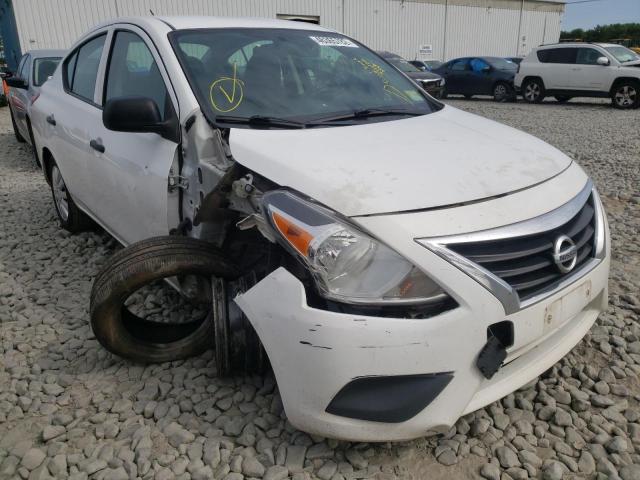 NISSAN VERSA S 2015 مع رقم تعريف المركبة 3N1CN7AP1FL826339 - صورة من المزاد