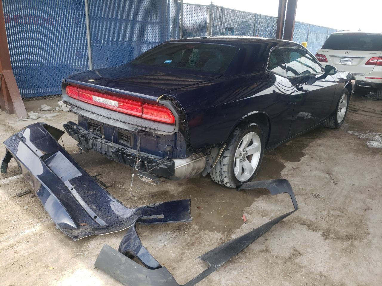 Photo 4 from auction – 2014 DODGE CHALLENGER with VIN 2C3CDYAG5EH261207