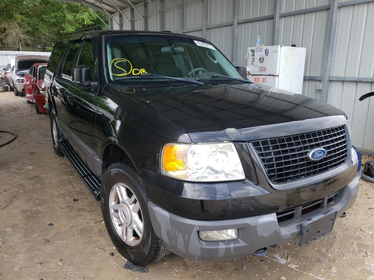 FORD EXPEDITION 2006 with VIN 1FMPU16596LA60275 - Photo from auction