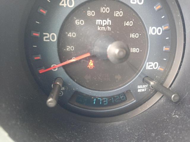 Photo 8 from auction – 2004 HONDA ELEMENT EX with VIN 5J6YH28574L000583