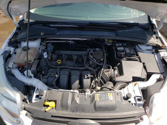 Photo 7 from auction – 2014 FORD FOCUS SE with VIN 1FADP3F26EL458256