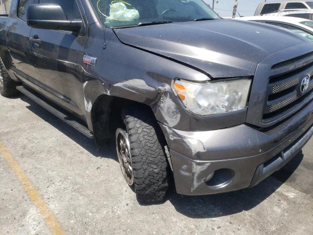 Photo 9 from auction – 2011 TOYOTA TUNDRA DOU with VIN 5TFUY5F10BX210180