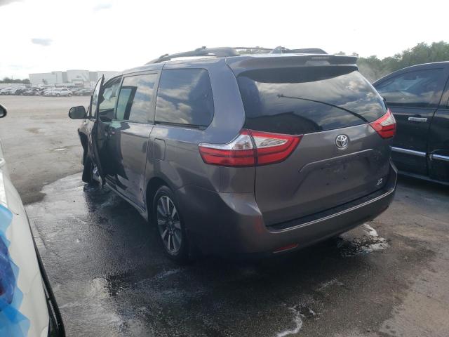 Photo 3 from auction – 2018 TOYOTA SIENNA LE with VIN 5TDJZ3DC5JS201410