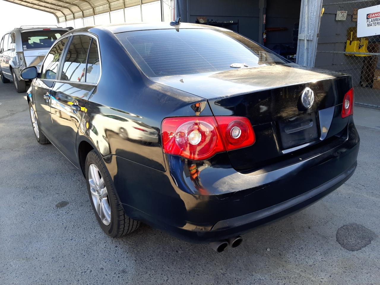 Photo 16 from auction – 2007 VOLKSWAGEN JETTA 2.5 with VIN 3VWRG71K77M033223