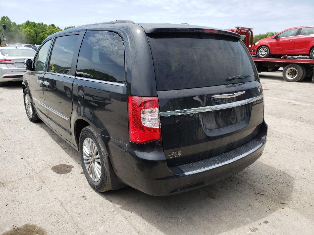 Photo 16 from auction – 2013 CHRYSLER TOWN & COU with VIN 2C4RC1CG8DR596919
