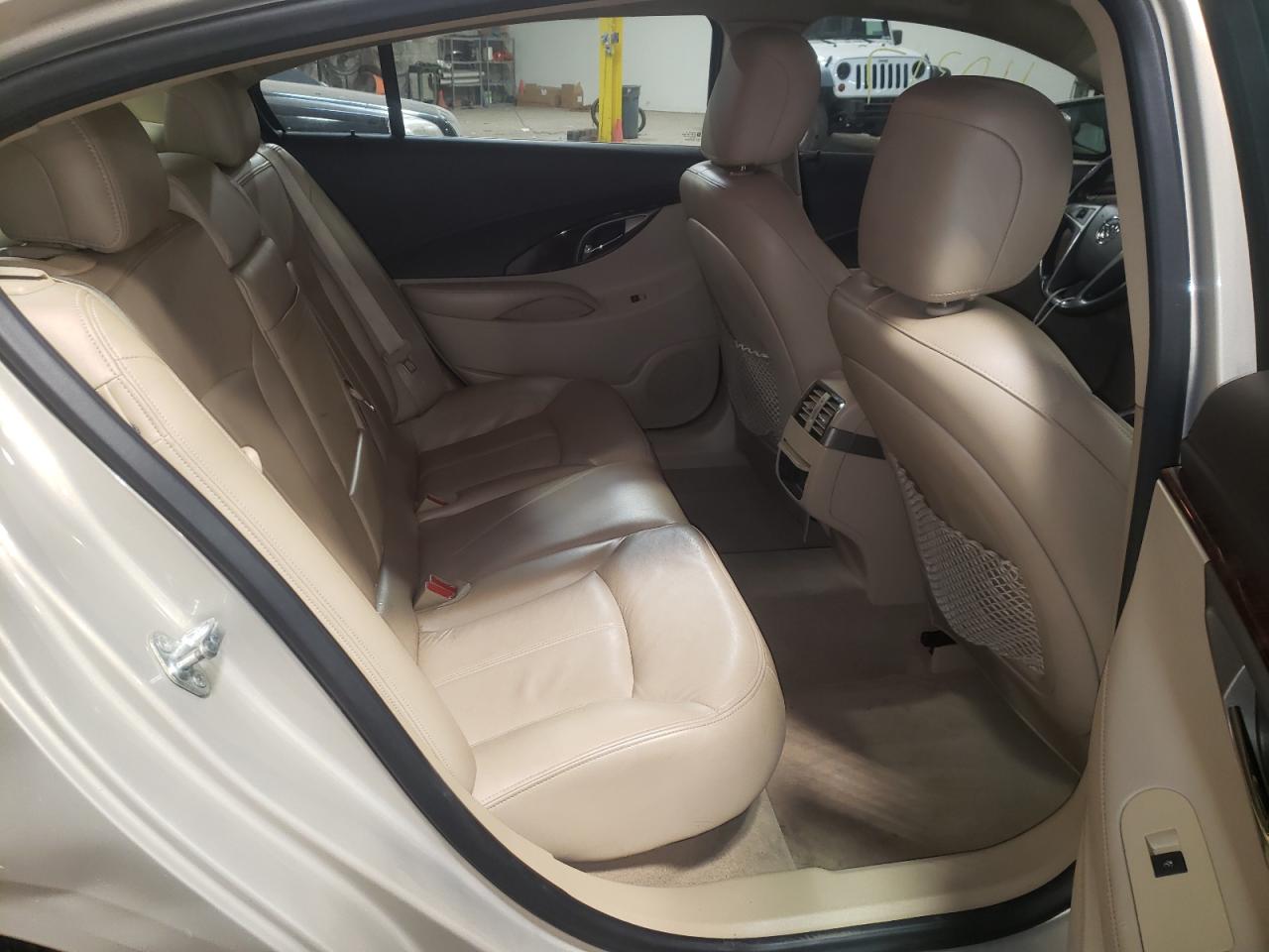 Photo 6 from auction – 2012 BUICK LACROSSE with VIN 1G4GC5ER2CF179178