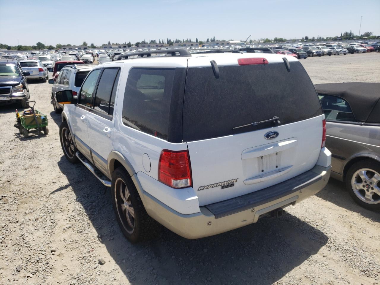 Zdjęcie 3 z aukcji – 2005 FORD EXPEDITION z VIN 1FMFU18545LB07204