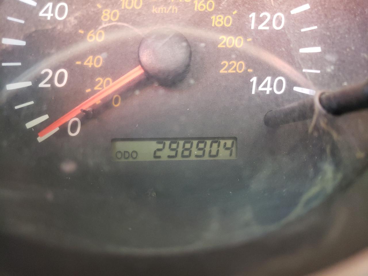 Photo 8 from auction – 2005 TOYOTA HIGHLANDER with VIN JTEEP21A850119602