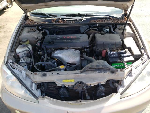Photo 7 from auction – 2003 TOYOTA CAMRY LE with VIN 4T1BE32K43U259996