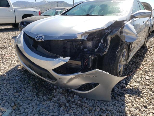 Photo 9 from auction – 2011 HYUNDAI SONATA HYB with VIN KMHEC4A48BA005817