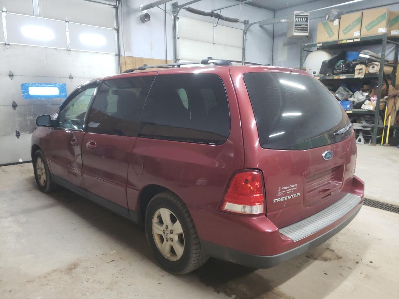 Photo 3 from auction – 2004 FORD FREESTAR S with VIN 2FMZA576X4BB05737