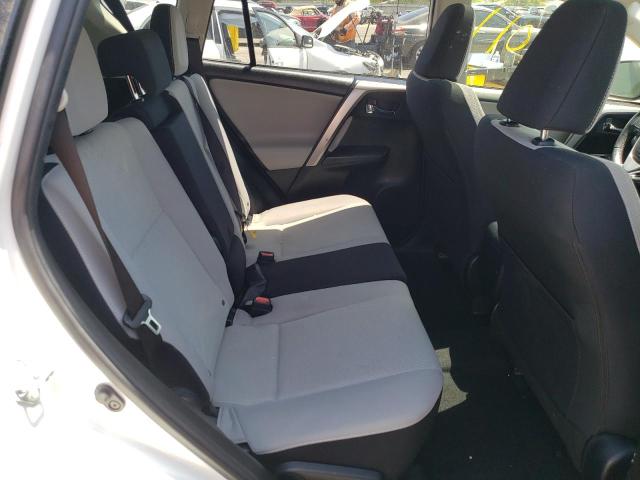Photo 6 from auction – 2017 TOYOTA RAV4 XLE with VIN JTMWFREV9HJ720307