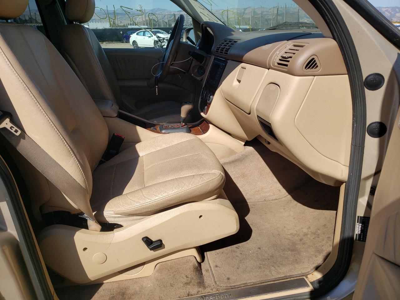 Photo 5 from auction – 2002 MERCEDES-BENZ ML 320 with VIN 4JGAB54E22A369579
