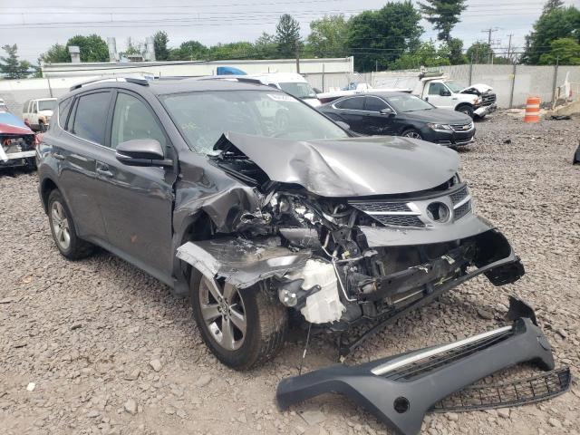 TOYOTA RAV4 XLE 2015 with VIN JTMRFREV9FJ027666 - Photo from auction