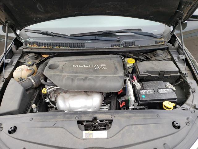 Photo 7 from auction – 2015 CHRYSLER 200 LIMITE with VIN 1C3CCCABXFN635233