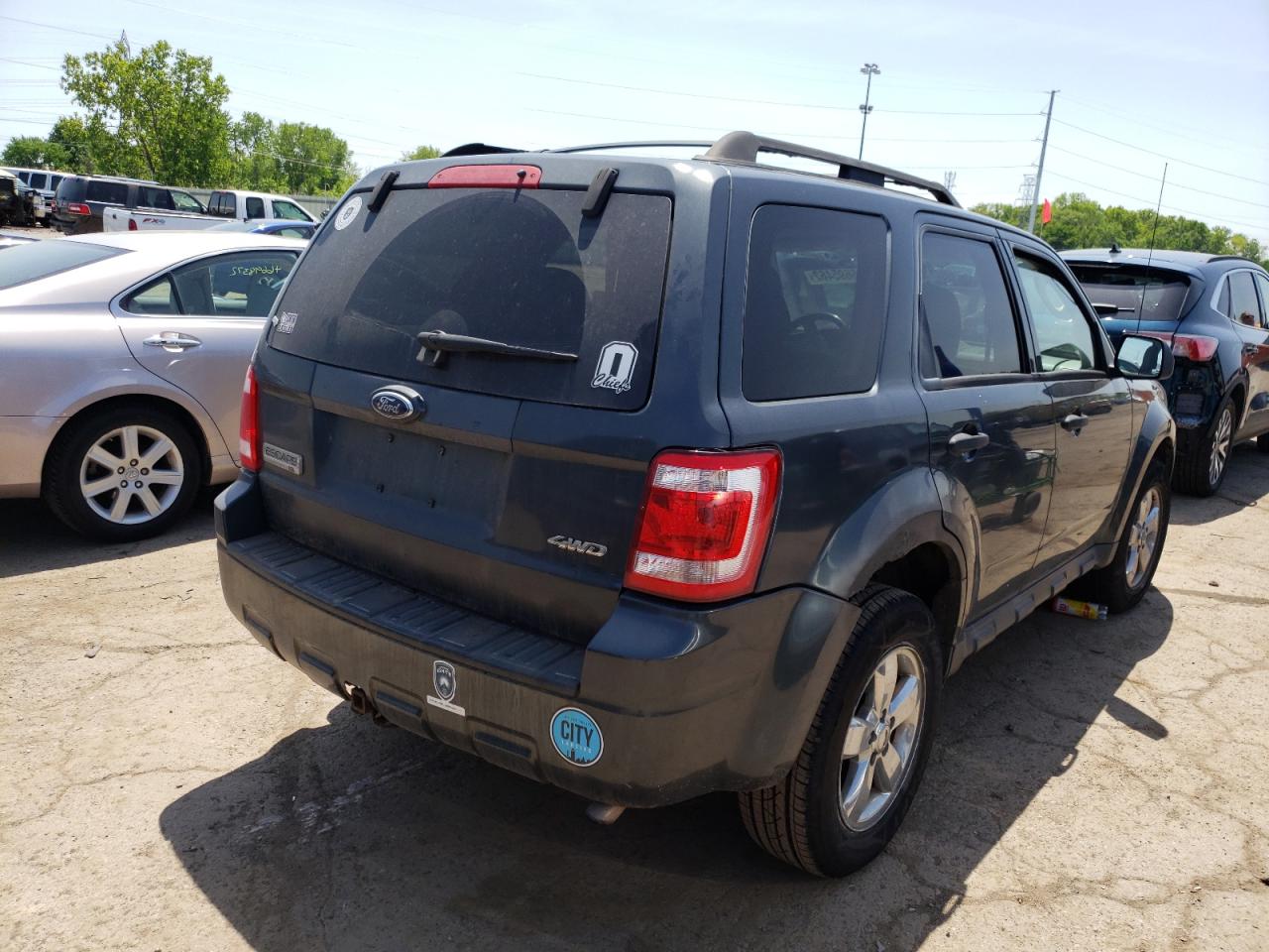 Photo 4 from auction – 2009 FORD ESCAPE XLT with VIN 1FMCU93G99KC66192