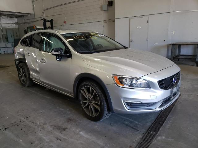 Photo 1 from auction – 2015 VOLVO V60 CROSS with VIN YV4612HKXF1000919