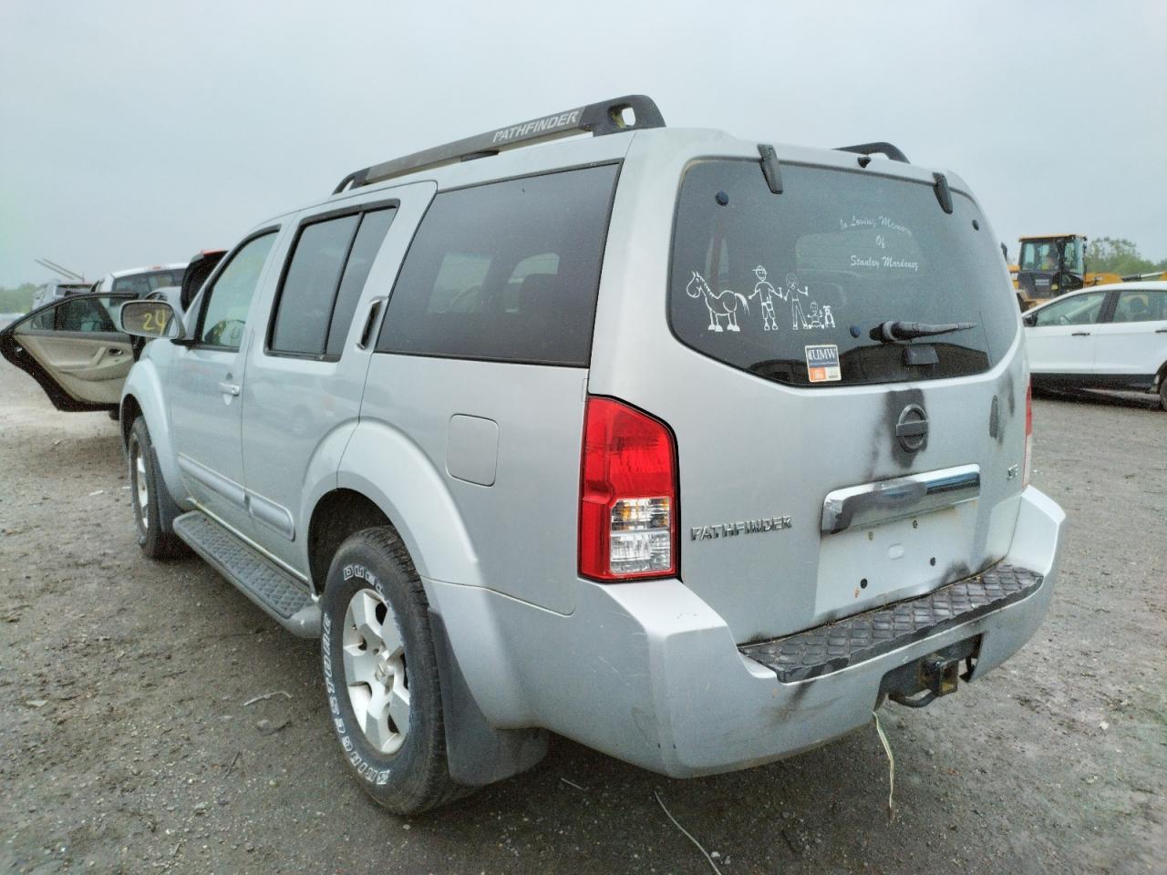 Photo 3 from auction – 2007 NISSAN PATHFINDER with VIN 5N1AR18W27C622600