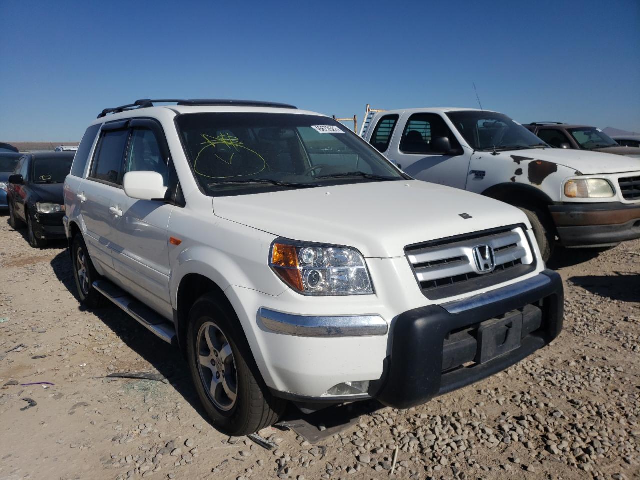 HONDA PILOT EXL 2008 with VIN 5FNYF18758B021870 - Photo from auction