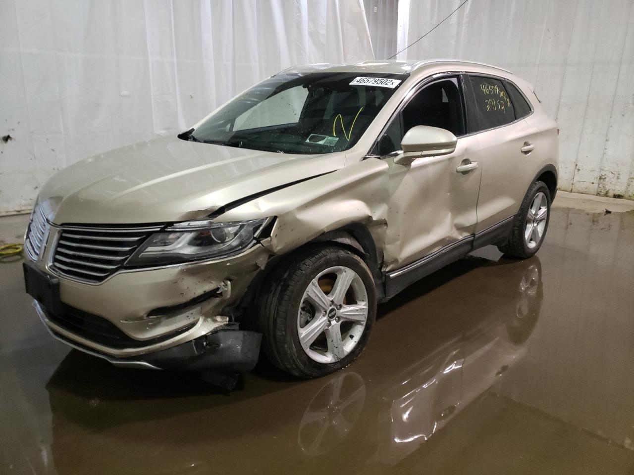 Photo 9 from auction – 2017 LINCOLN MKC PREMIE with VIN 5LMCJ1D94HUL69997