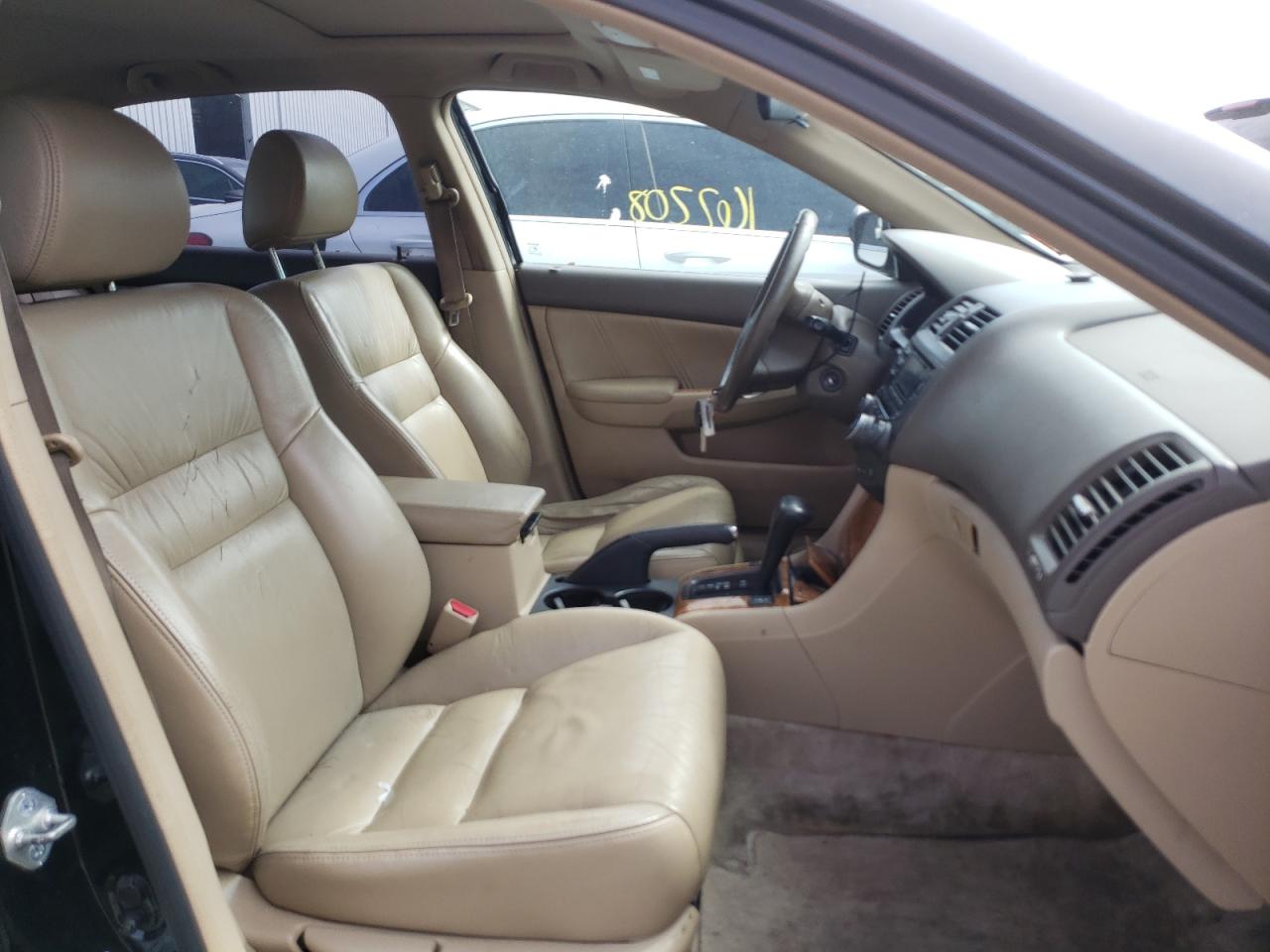 Photo 5 from auction – 2005 HONDA ACCORD with VIN 1HGCM56835A162073