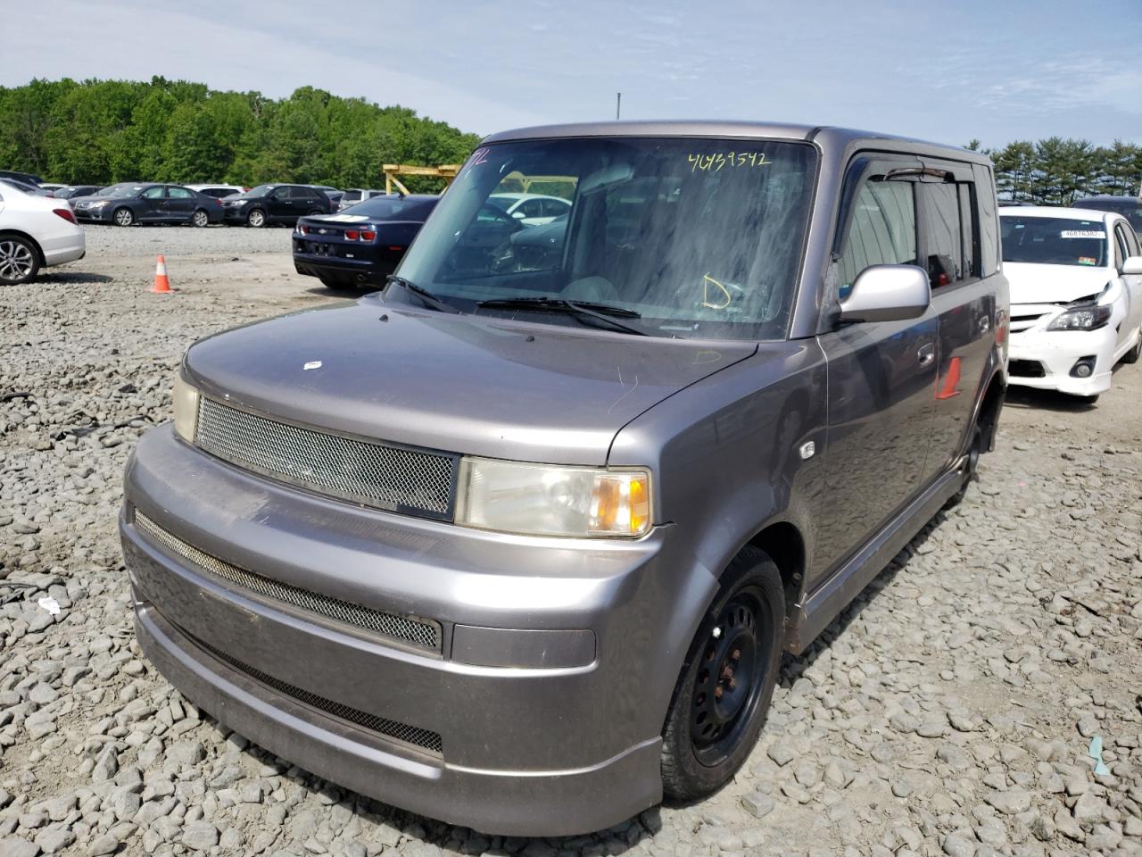 Photo 2 from auction – 2005 SCION XB with VIN JTLKT324250201122