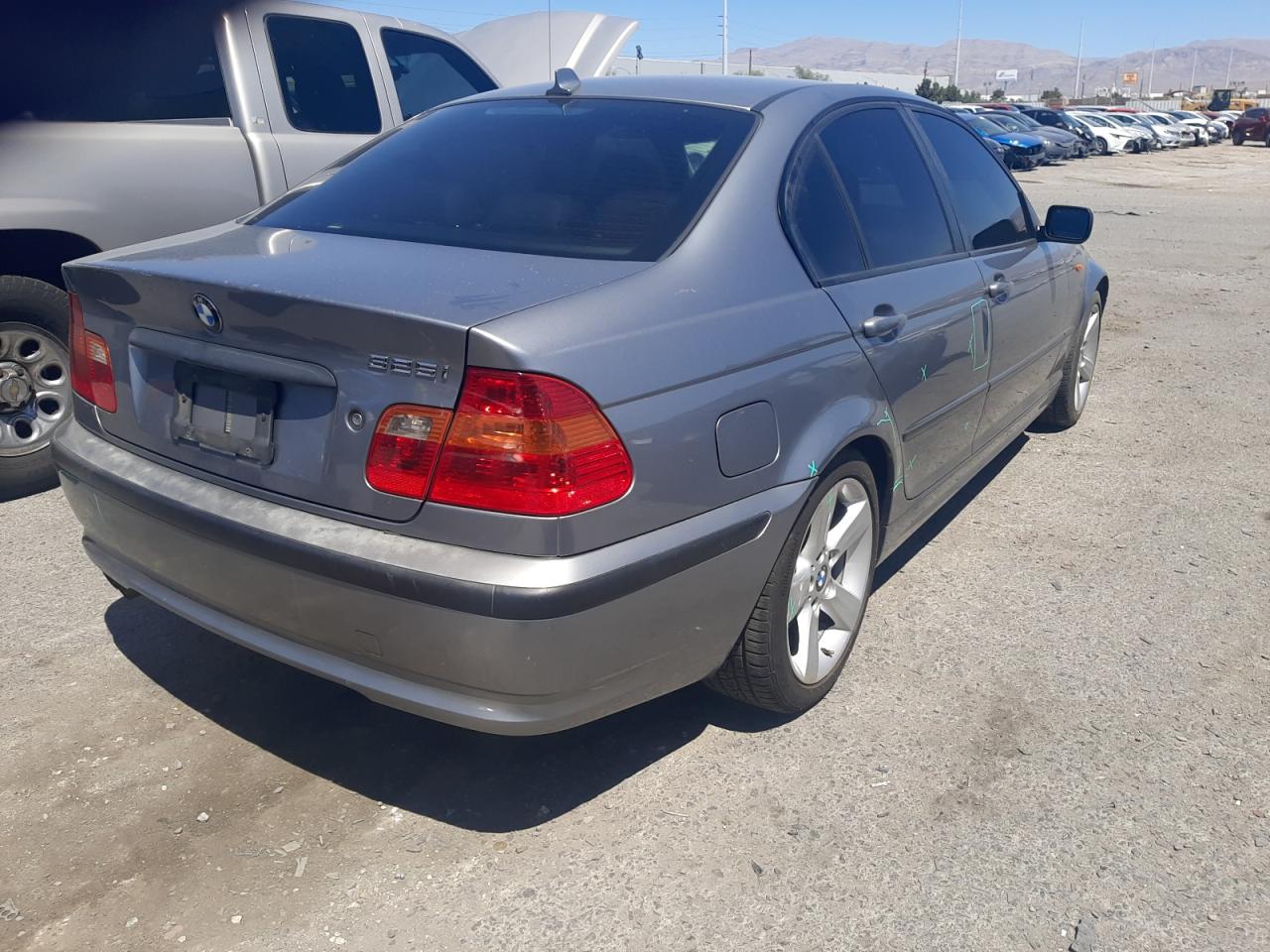 Photo 4 from auction – 2004 BMW 325 I with VIN WBAEV33484KW15023