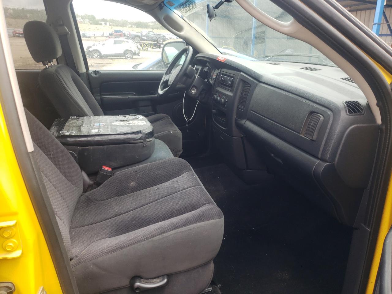 Photo 5 from auction – 2005 DODGE RAM 1500 S with VIN 1D7HU18D25J531406