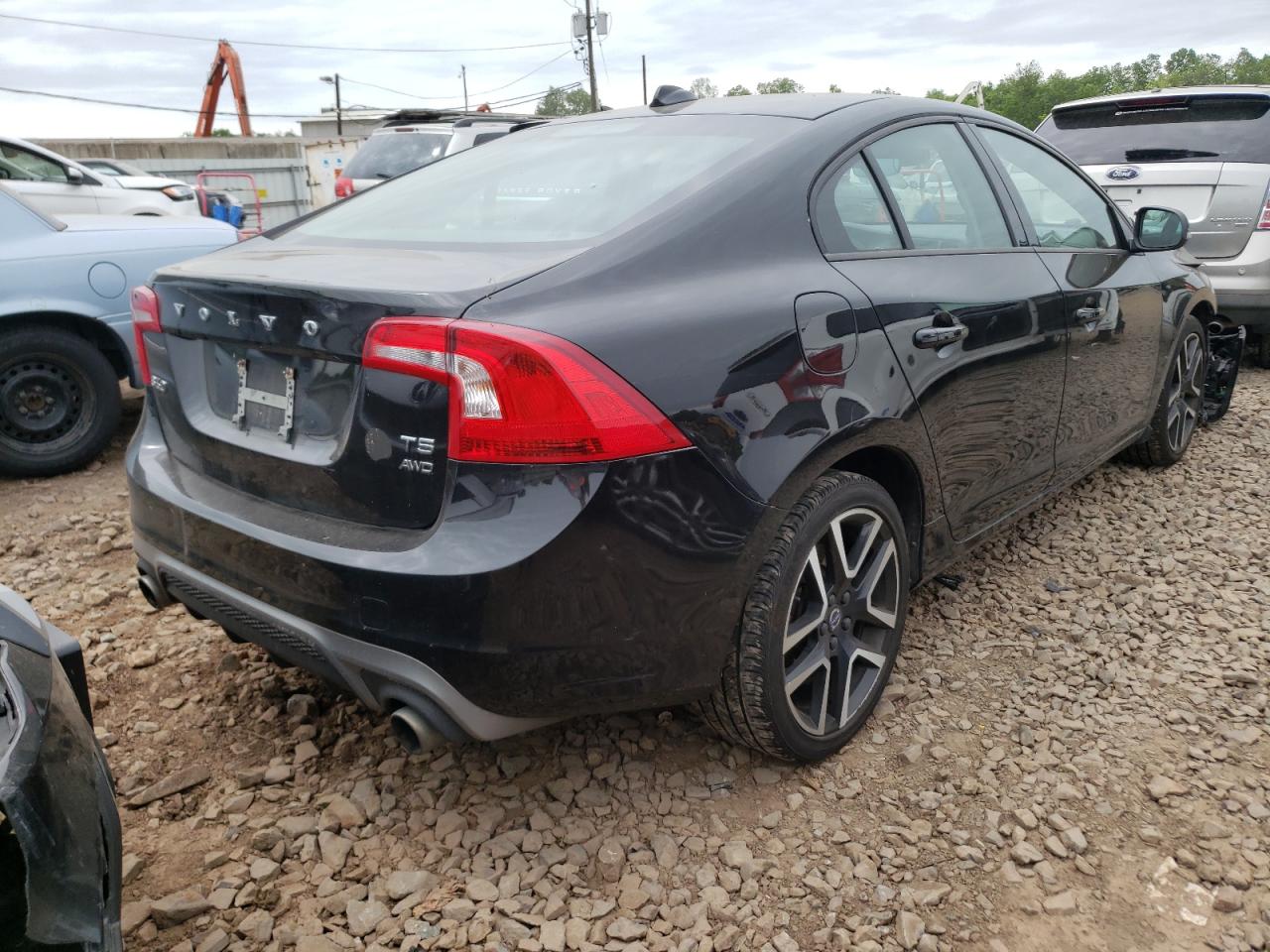 Photo 4 from auction – 2017 VOLVO S60 DYNAMI with VIN YV140MTL9H2437374