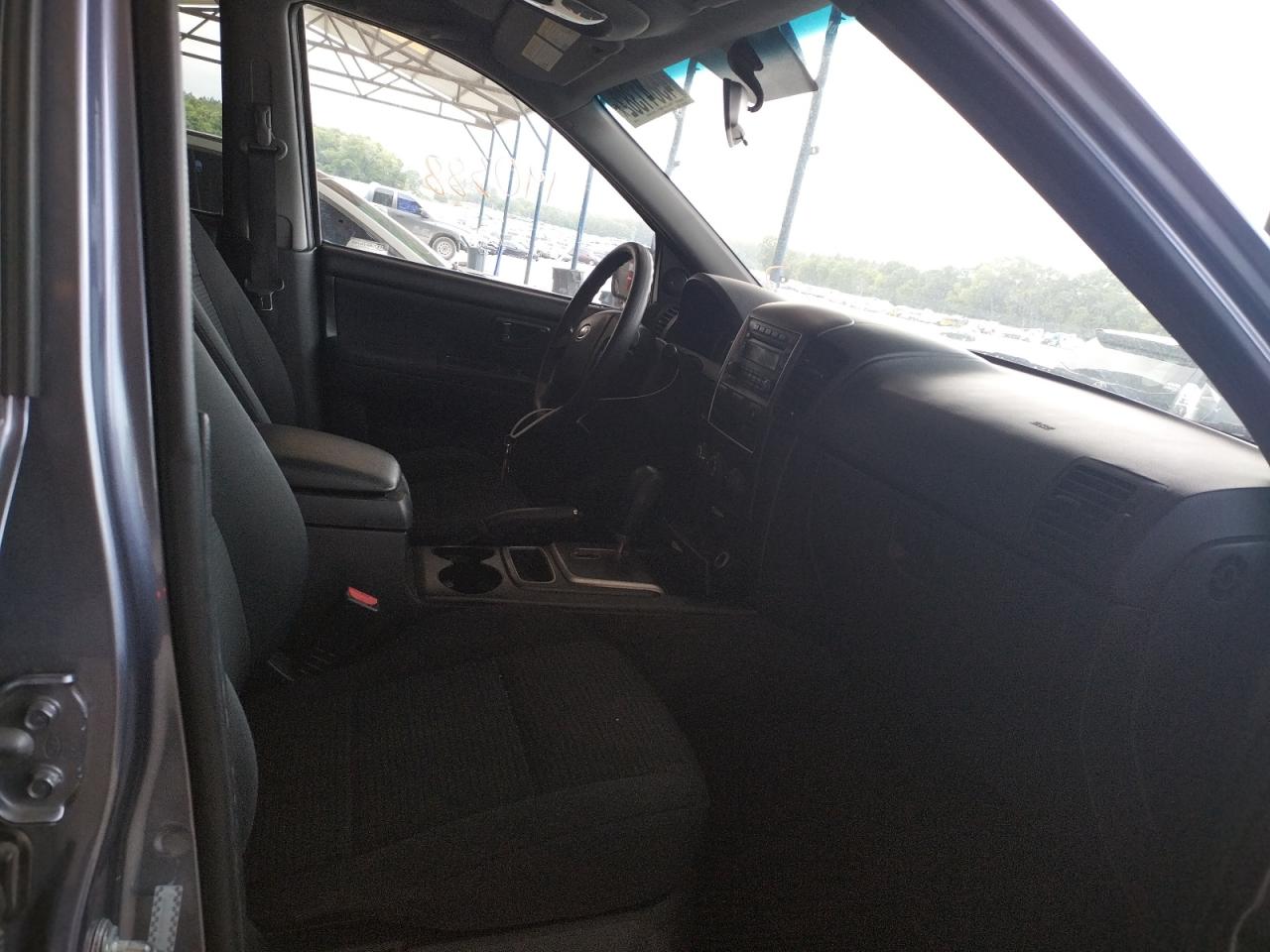 Photo 5 from auction – 2009 KIA SORENTO LX with VIN KNDJD735095897538