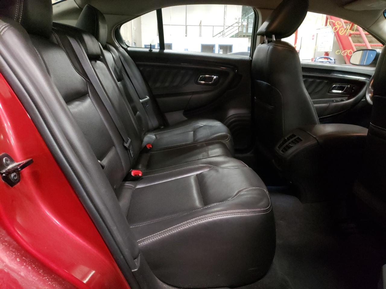 Photo 6 from auction – 2010 FORD TAURUS LIM with VIN 1FAHP2FW6AG119224